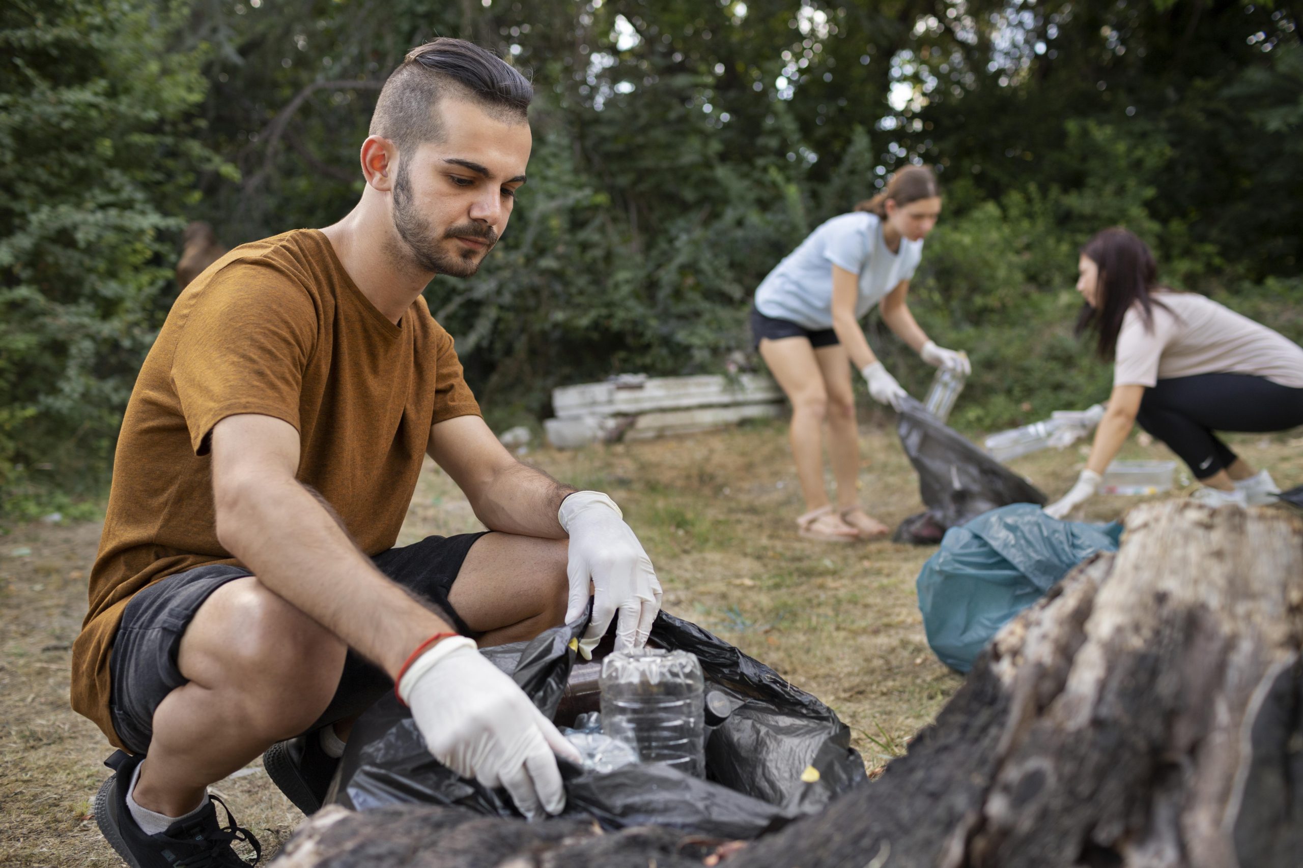 people-cleaning-garbage-from-nature (1)